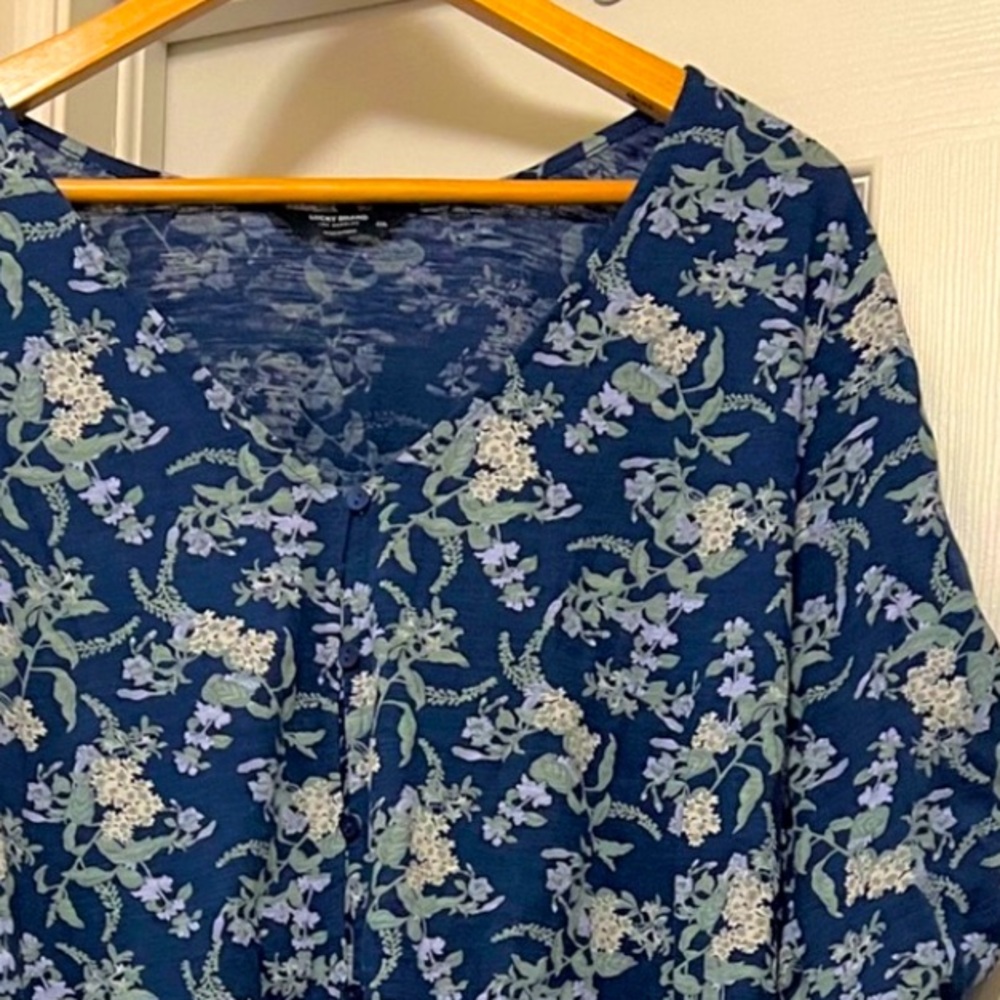 LUCKY BRAND floral blouse